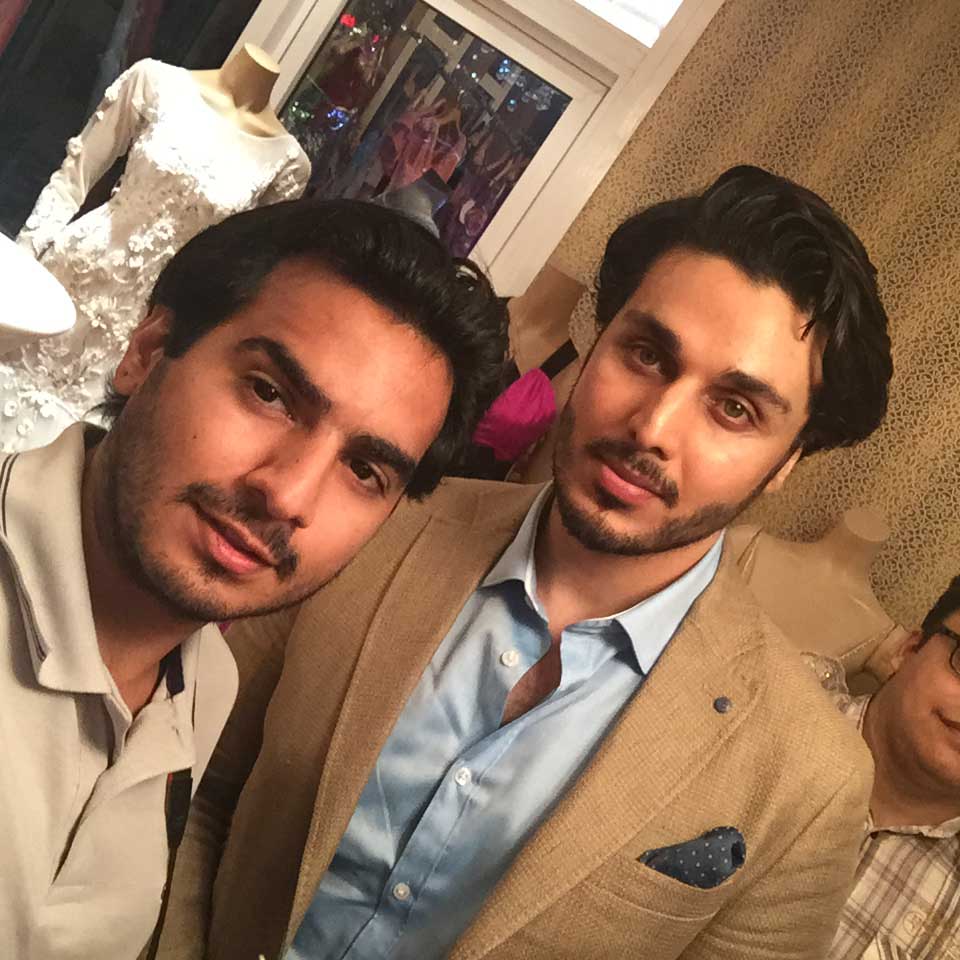 ahsan-khan-Top-pakistani-photographer-assam-altaf-artist-wedding-photographer-in-pakistan-selfies-lollywood-bollywood-pakistani-model-actors-drama-actors-humtv