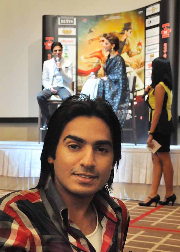 shahrukh-khan-deepika-Top-pakistani-photographer-assam-altaf-artist-wedding-photographer-in-pakistan-selfies-lollywood-bollywood-pakistani-model-actors-drama-actors-humtv57